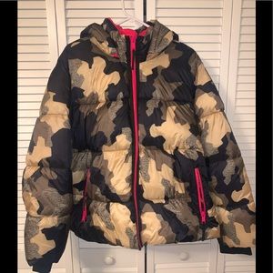 NEVER WORN! Puffer Jacket!